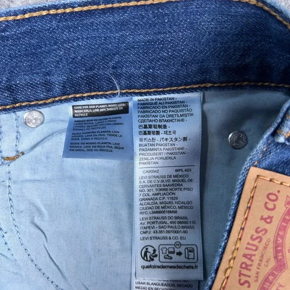 Levi's Jeans Womens 29x30 Blue Middy Straight Leg Cotton Casual Denim Pants‎ NEW - Picture 13 of 16